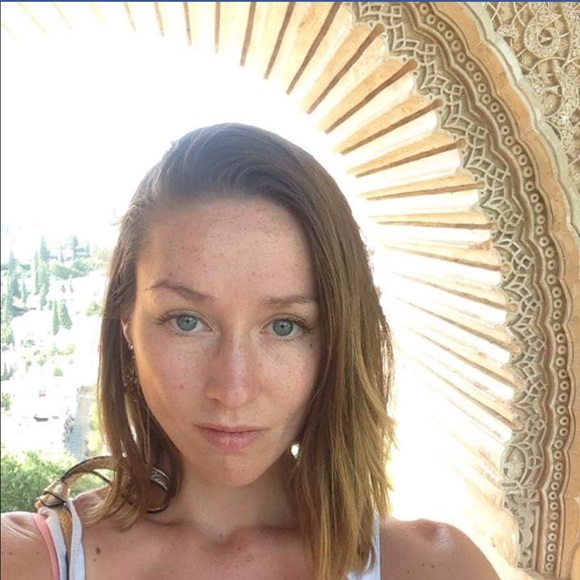 Meet your Posher, Brook - Picture 1 of 1